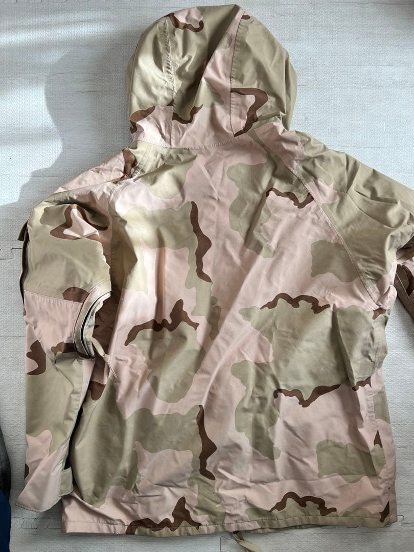 実物 ECWCS ゴアテックス パーカー デザートカモ ヴィンテージ