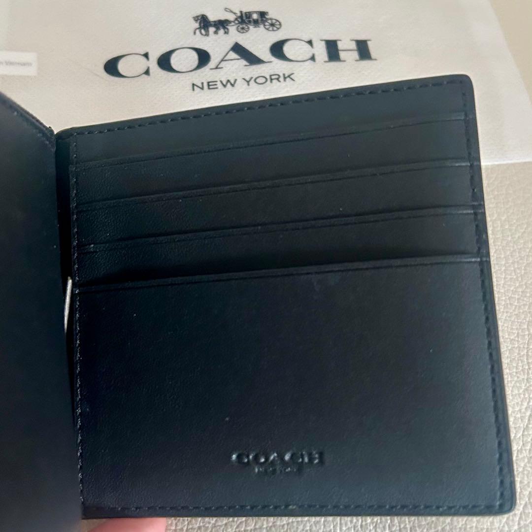 未使用　COACH　マネークリップ　折り財布　小銭入れ付き