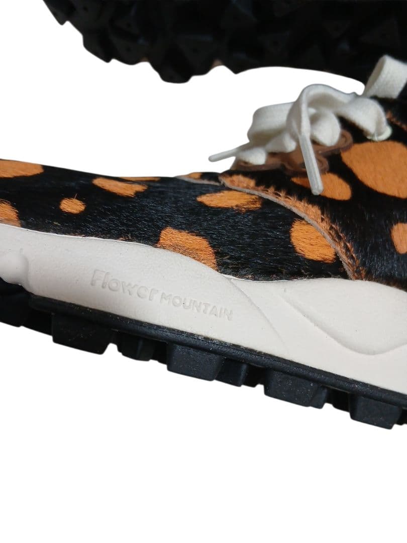 【新品未使用】Flower MOUNTAIN ダルメシアン柄 スニーカー　ドット