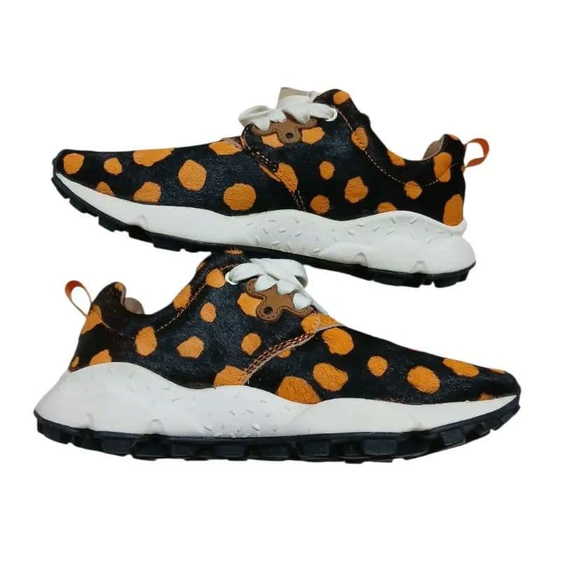 【新品未使用】Flower MOUNTAIN ダルメシアン柄 スニーカー　ドット