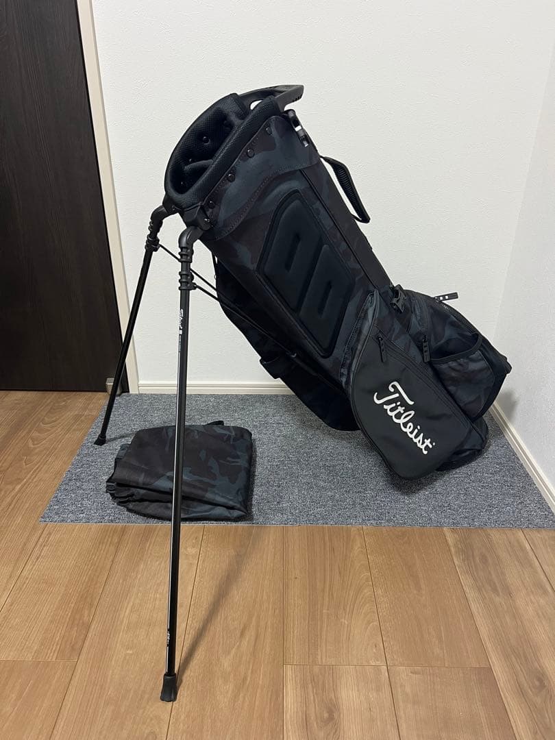 Titleist ゴルフバッグ・キャディバッグ ブラックカモフラージュほぼ新品