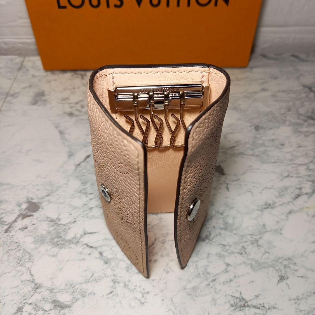LOUIS VUITTON　マヒナ　ミュルティクレ4　レザーキーケース　ICタグ