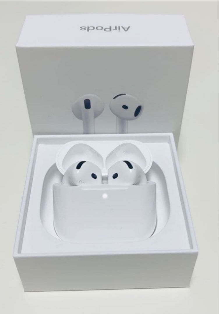【極美品】AirPods4