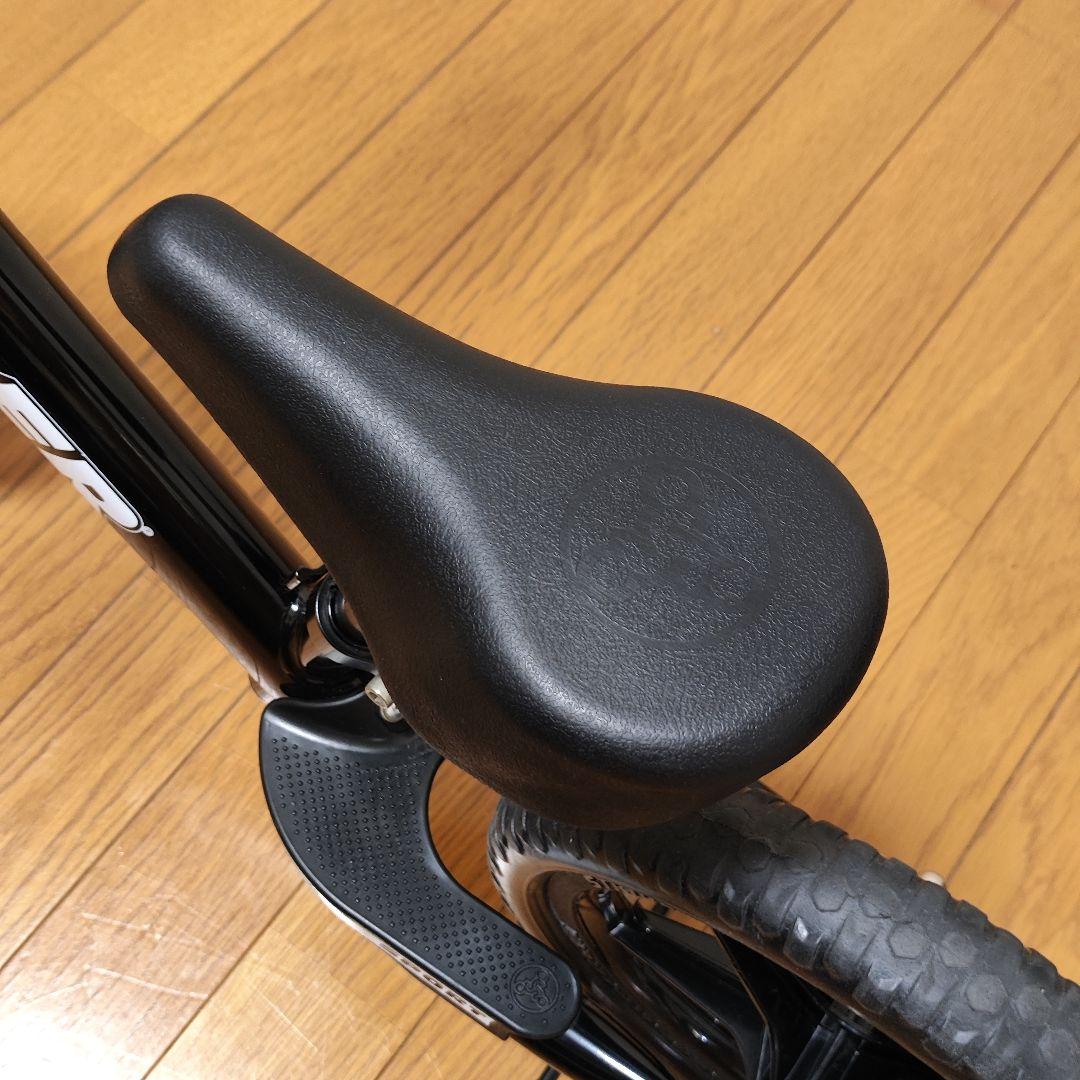 ⭐️極 美 品⭐️組み立て不要 ストライダー スポーツ 12インチ 黒 ブラック