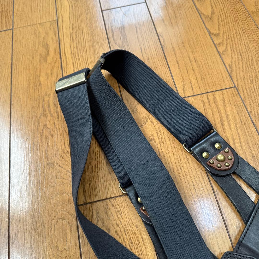 calee スタッズ付き ブラック サスペンダー