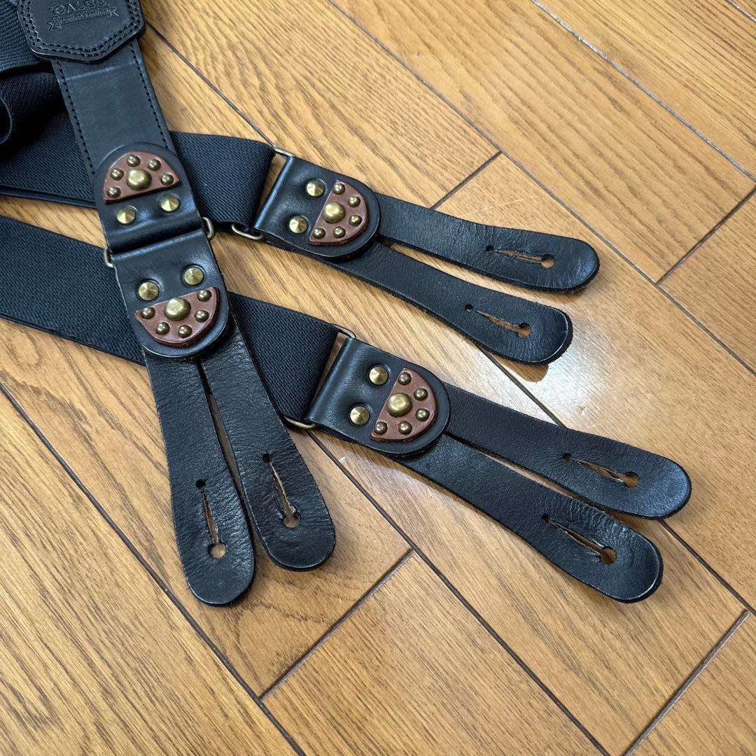calee スタッズ付き ブラック サスペンダー