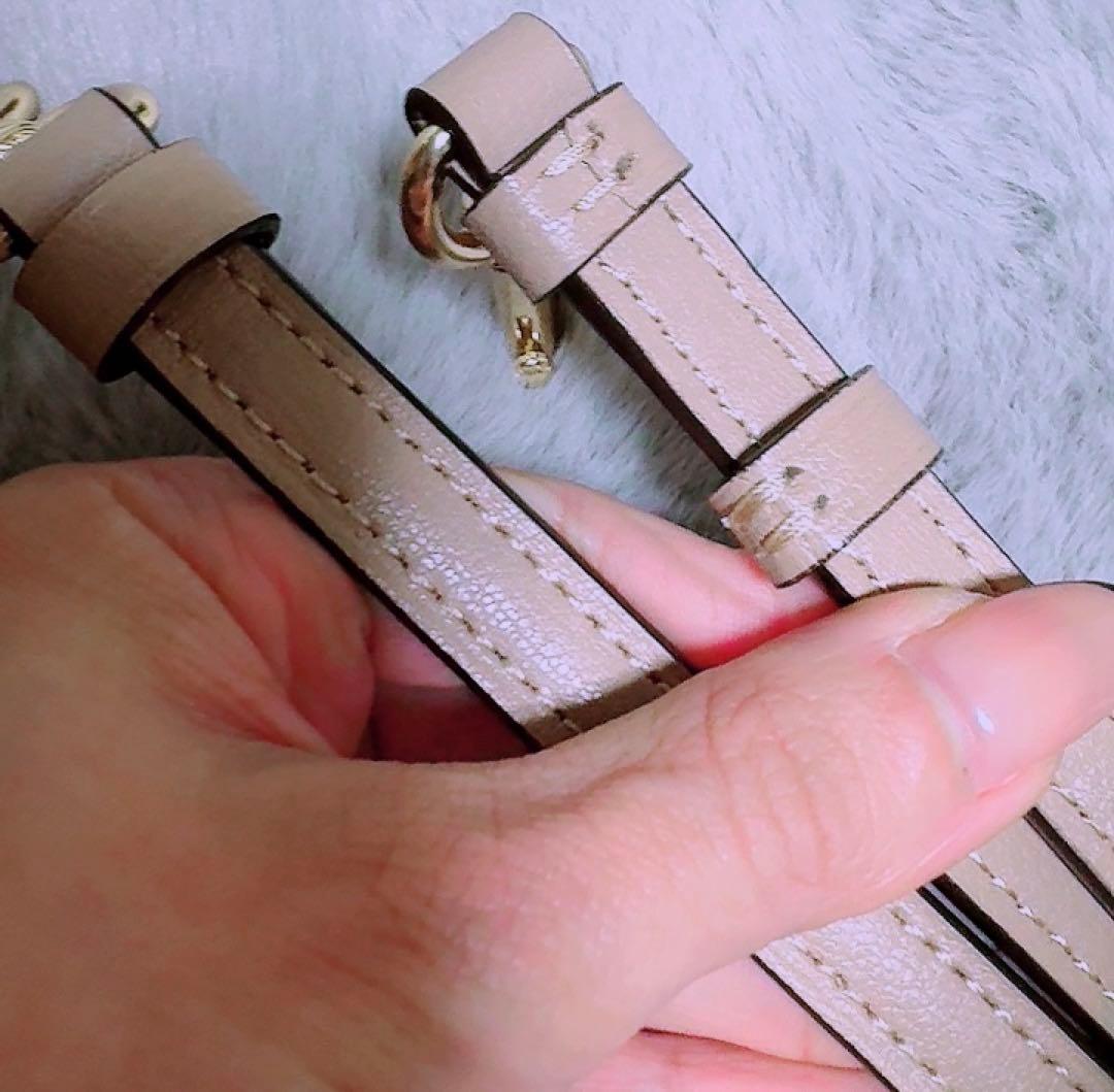 み*い様 COACH ショルダーバッグ ベージュ