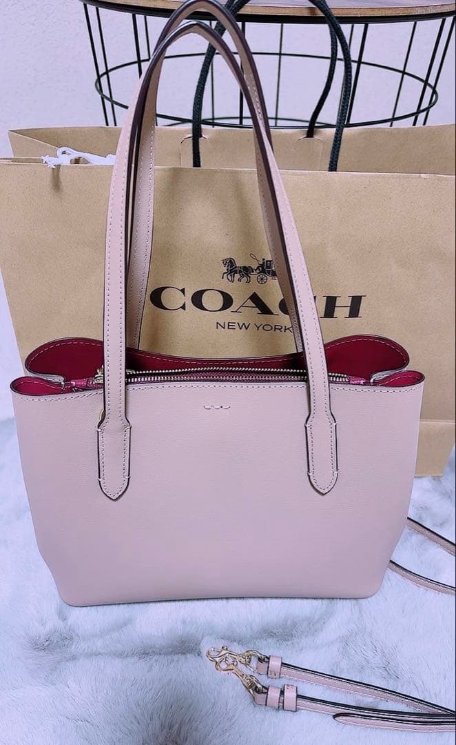 み*い様 COACH ショルダーバッグ ベージュ