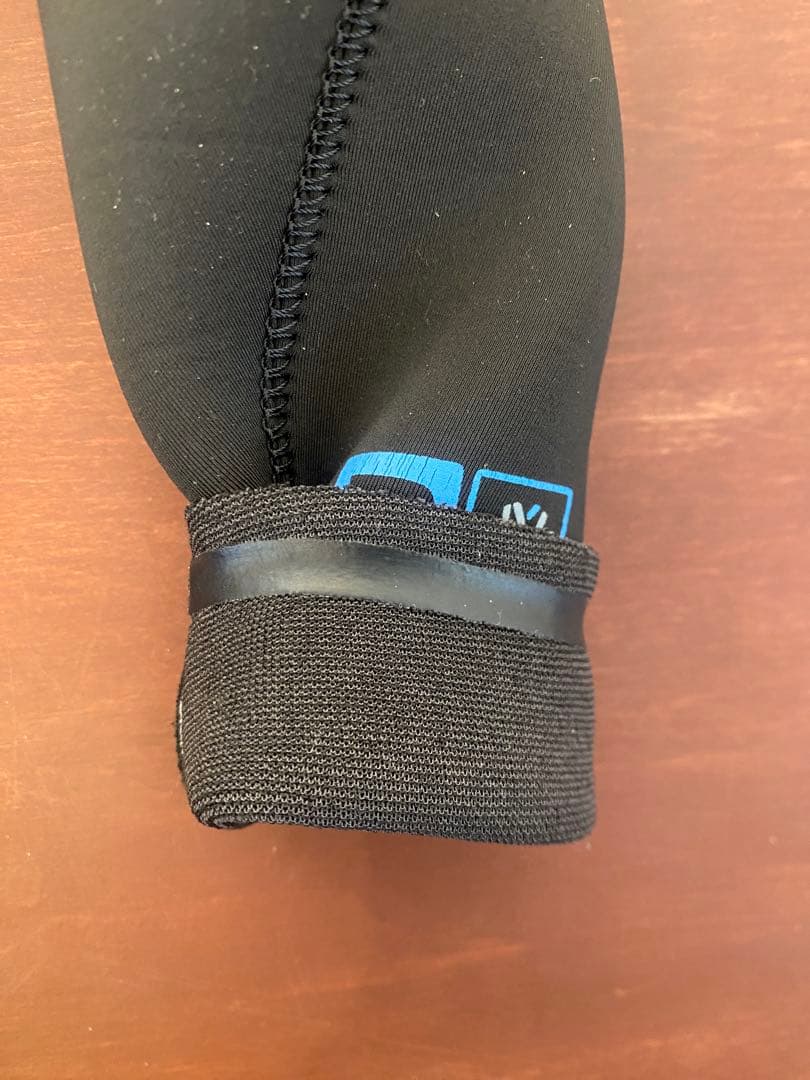 Patagonia R1 LITE 2/2mm フルスーツ　Mサイズ