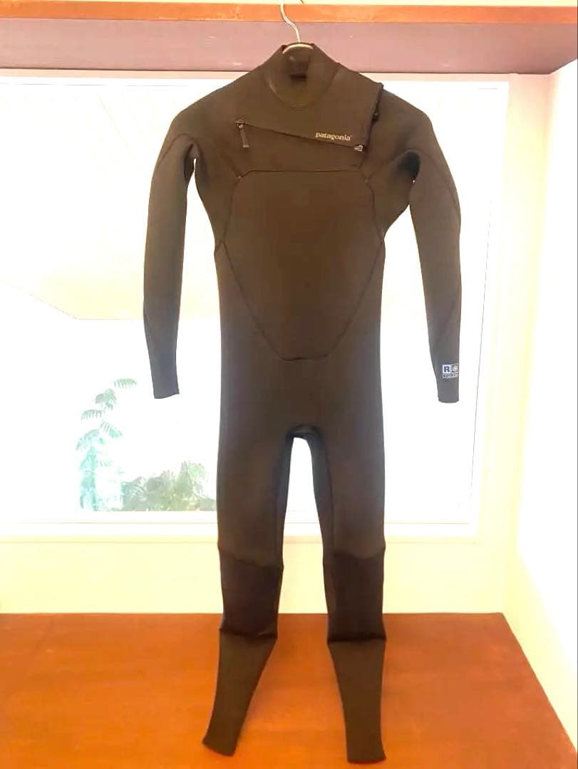 Patagonia R1 LITE 2/2mm フルスーツ　Mサイズ