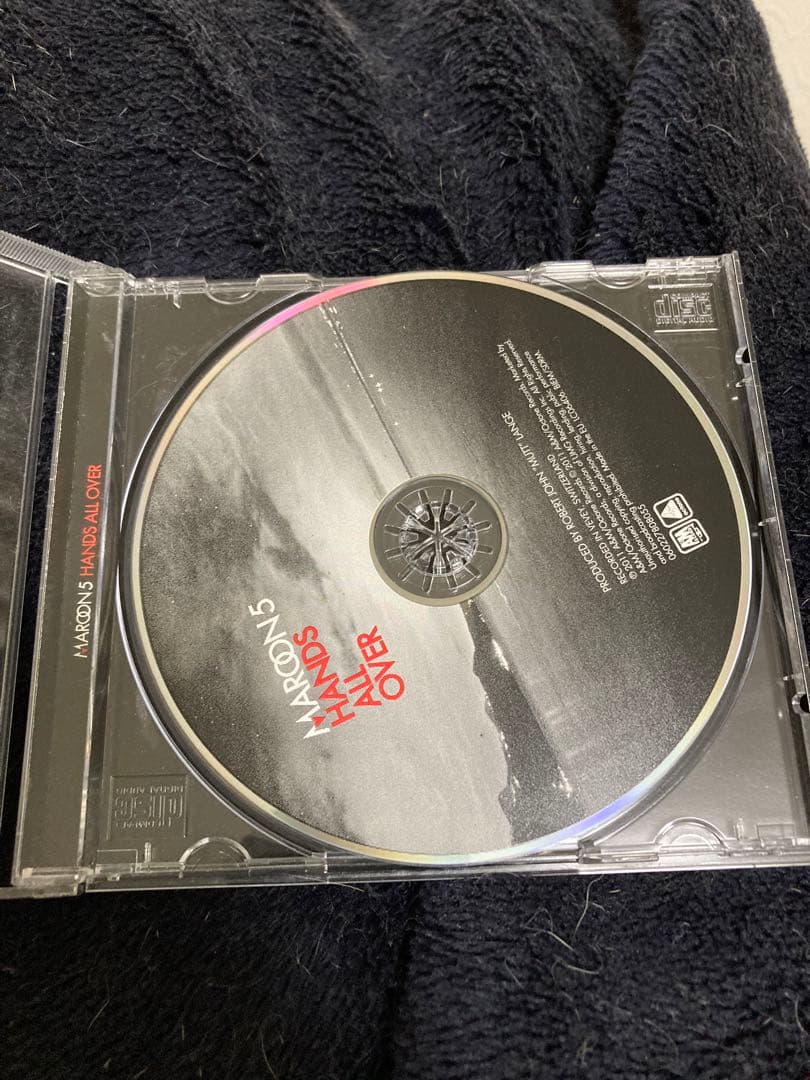 レア　マルーン5 直筆サインCD maroon 5 hands all over