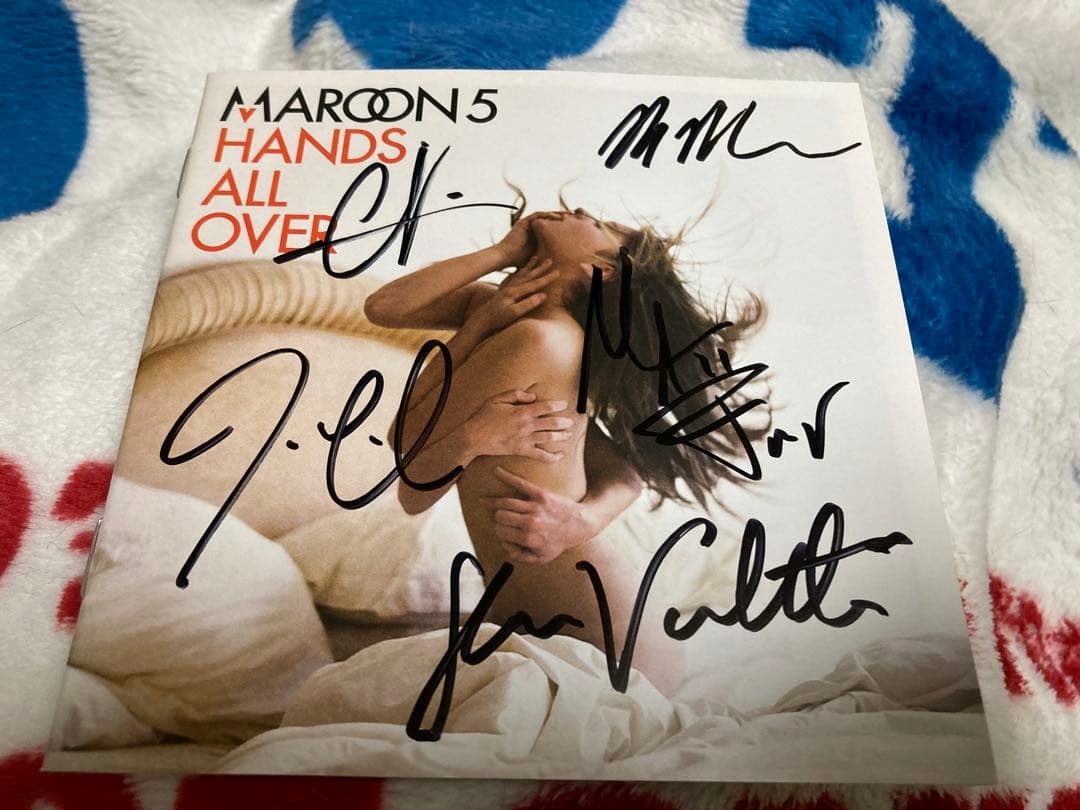 レア　マルーン5 直筆サインCD maroon 5 hands all over
