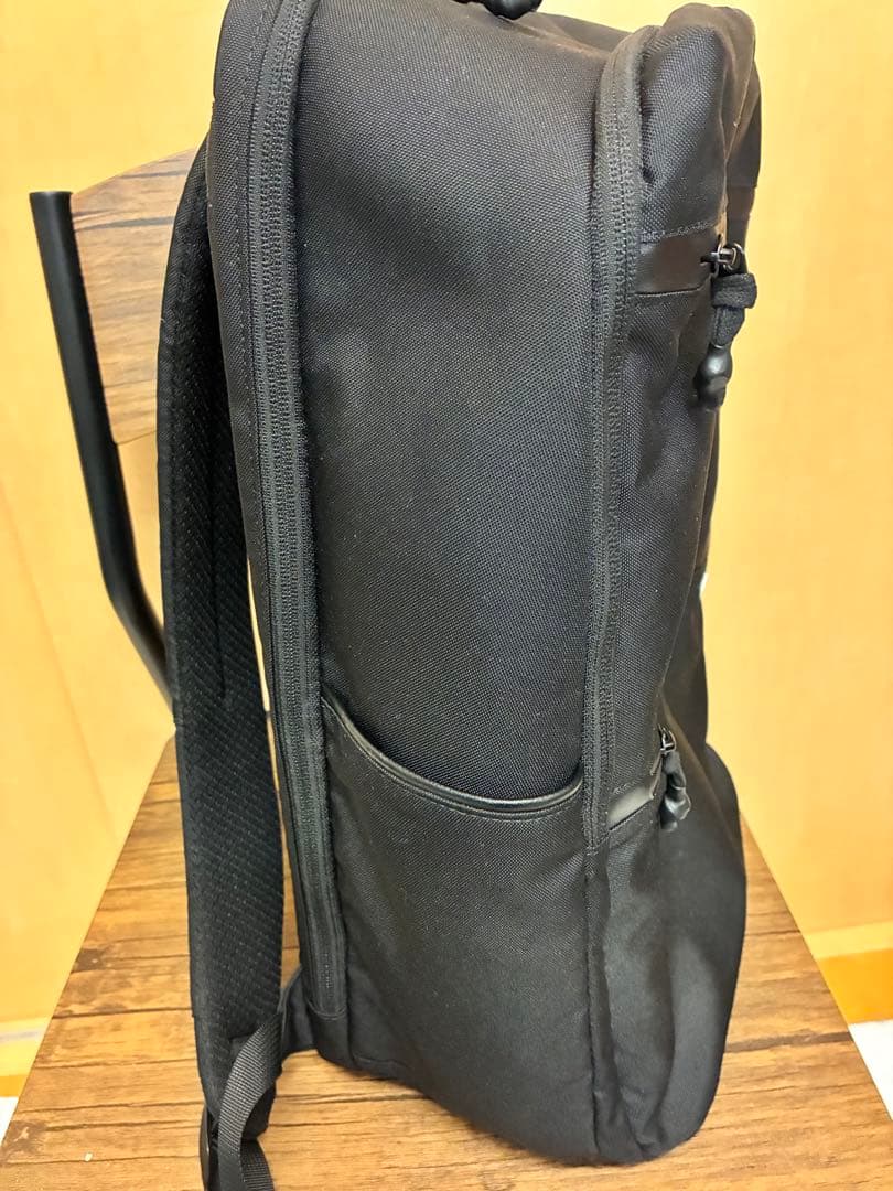 【美品】Evoon air3.0 マルチビジネスリュック