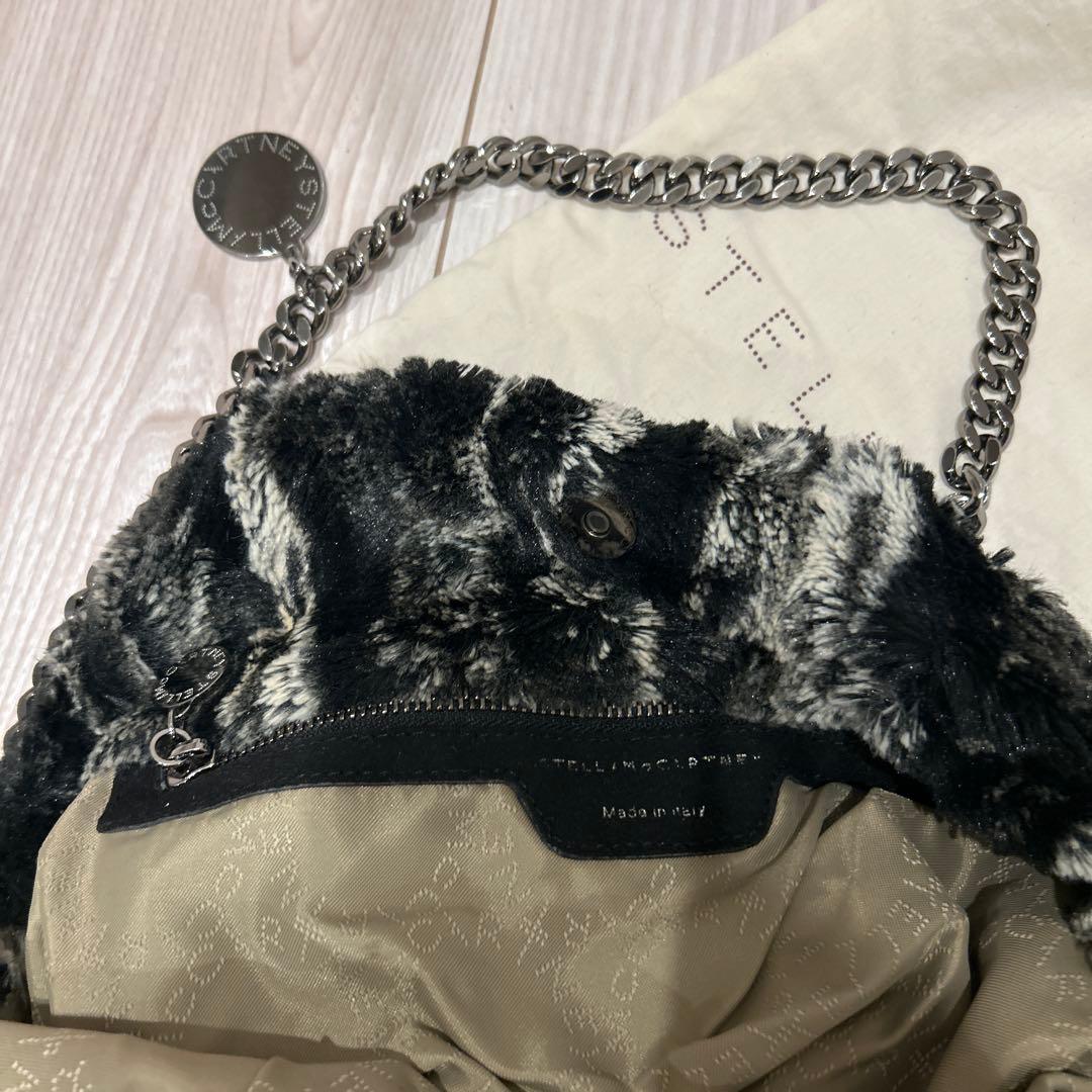 ステラ　マッカートニー　ファーショルダーバッグ ブラック・グレー