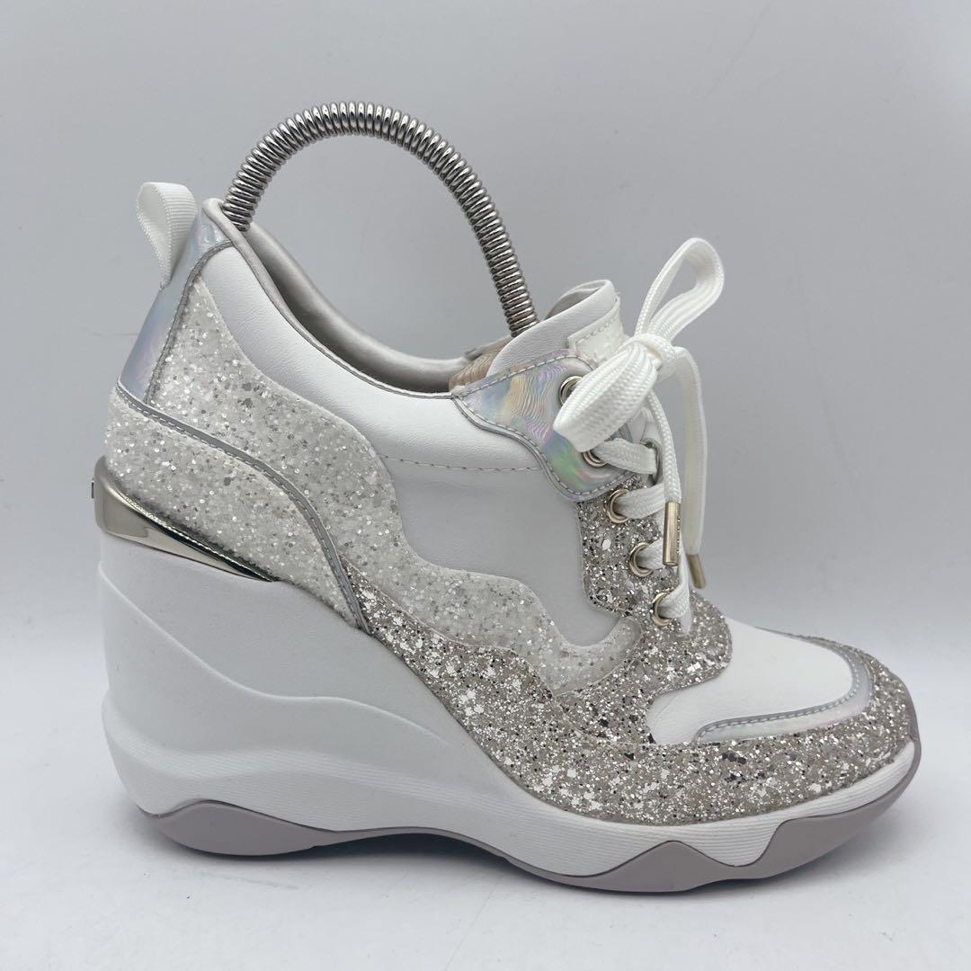 美品 +ダイアナ Bridal Edition 美脚ヒールアップスニーカー9cm