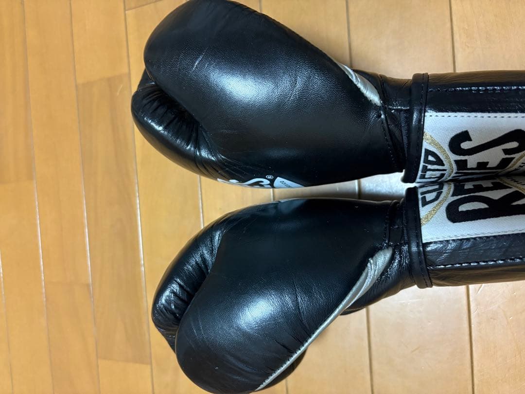 【極美品】REYES ボクシンググローブ 黒8oz