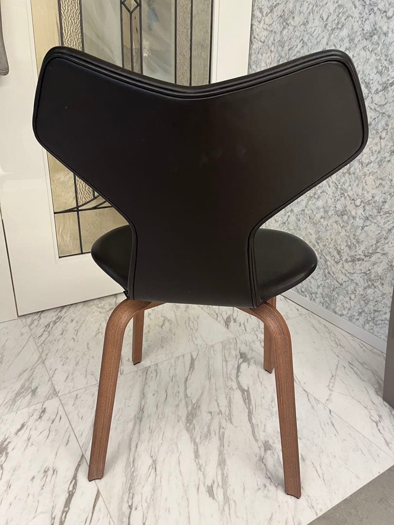 フリッツハンセン　グランプリチェア　レザー　ブラックブラウン