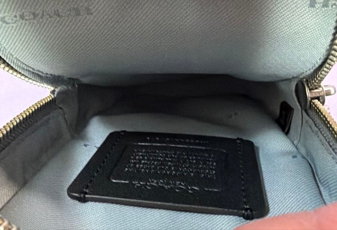 ちあきちゃん化COACH フォーン クロスボディグレーブルー