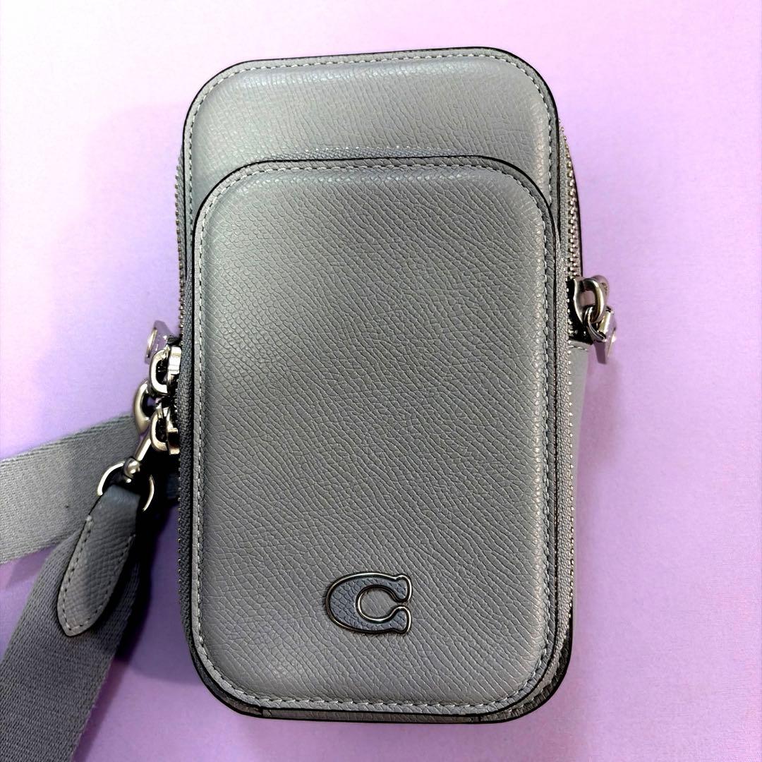 ちあきちゃん化COACH フォーン クロスボディグレーブルー