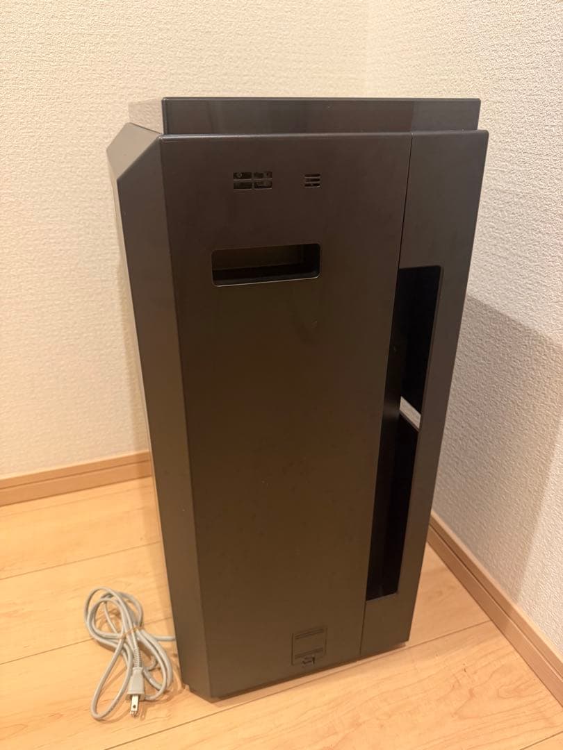 ドラ‼️Panasonic空気清浄機 F-VXU90