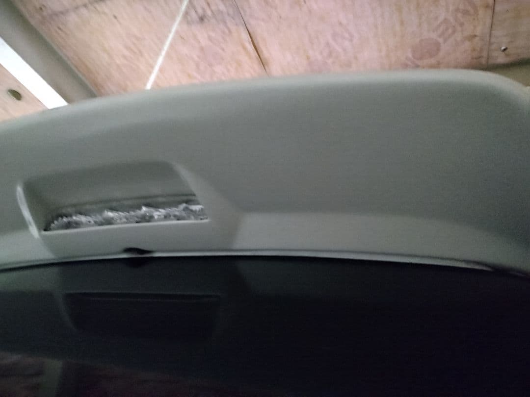 10ウィッシュ　ガレージベリー製リアウイング