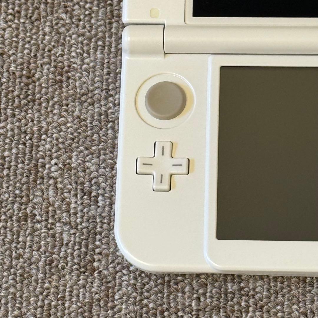 【美品】Newニンテンドー3DS LL パールホワイト 上IPS搭載