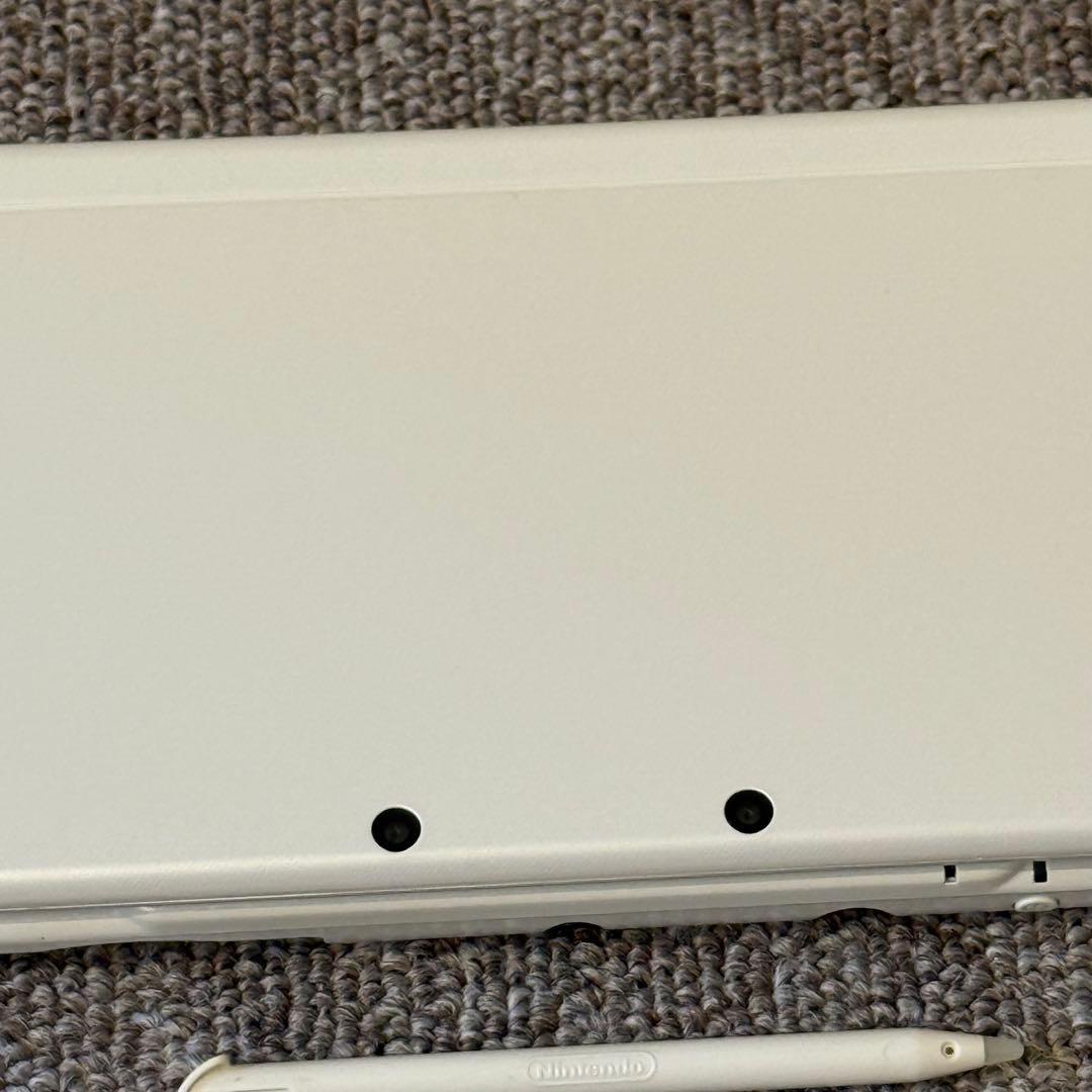 【美品】Newニンテンドー3DS LL パールホワイト 上IPS搭載