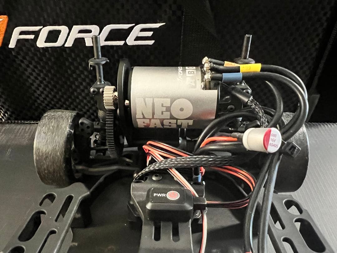 ヨコモ　ドリフトパッケージベース　メカ付き　送信機　充電器セット