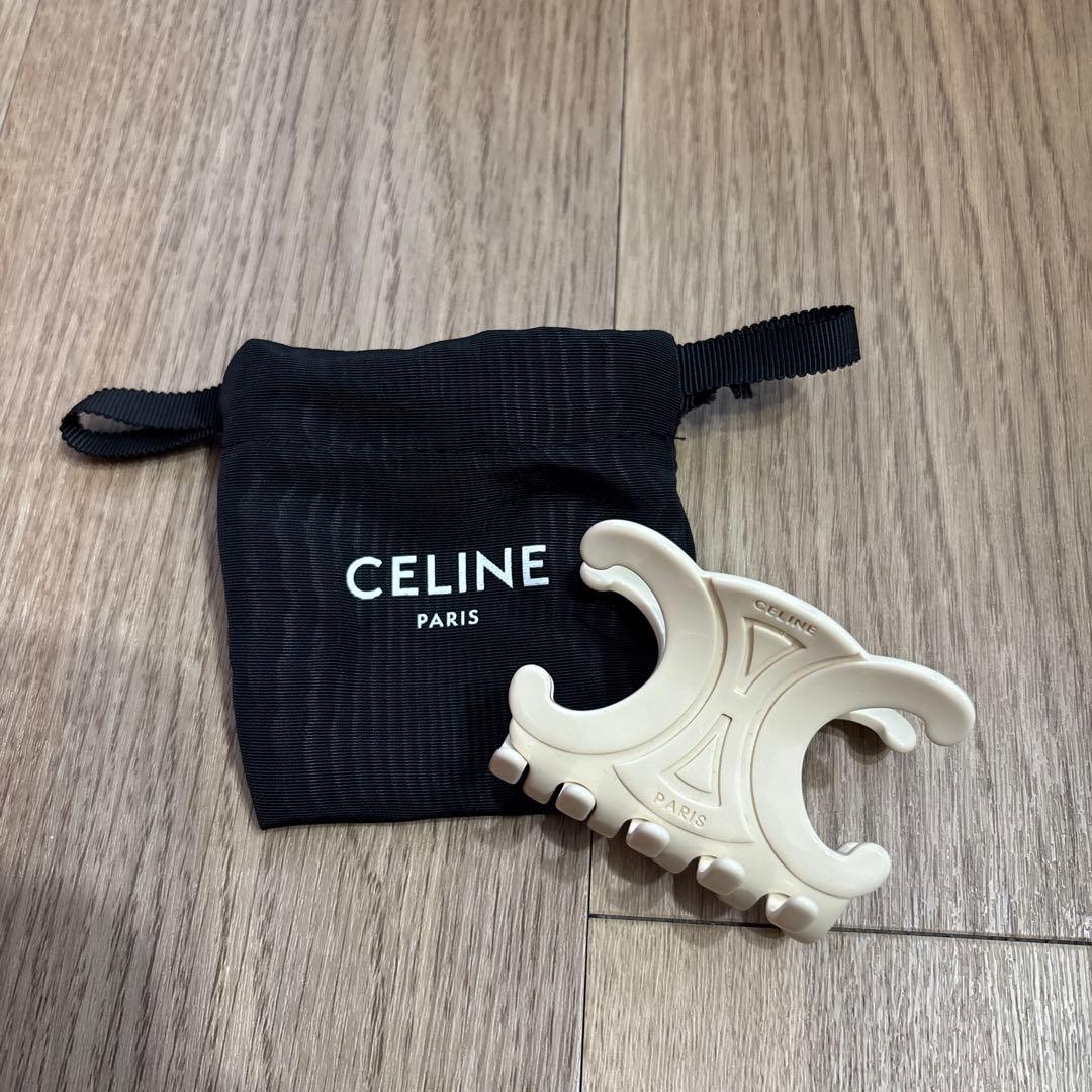 CELINE アイボリー ヘアクリップ