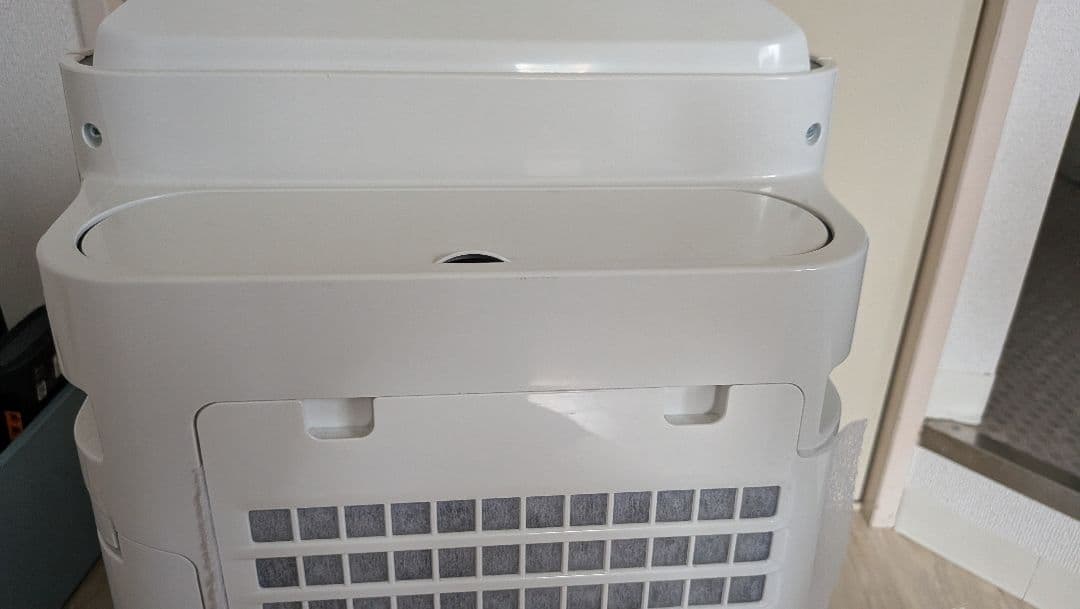 シャープ 加湿空気清浄機 KC-R50-W ホワイト