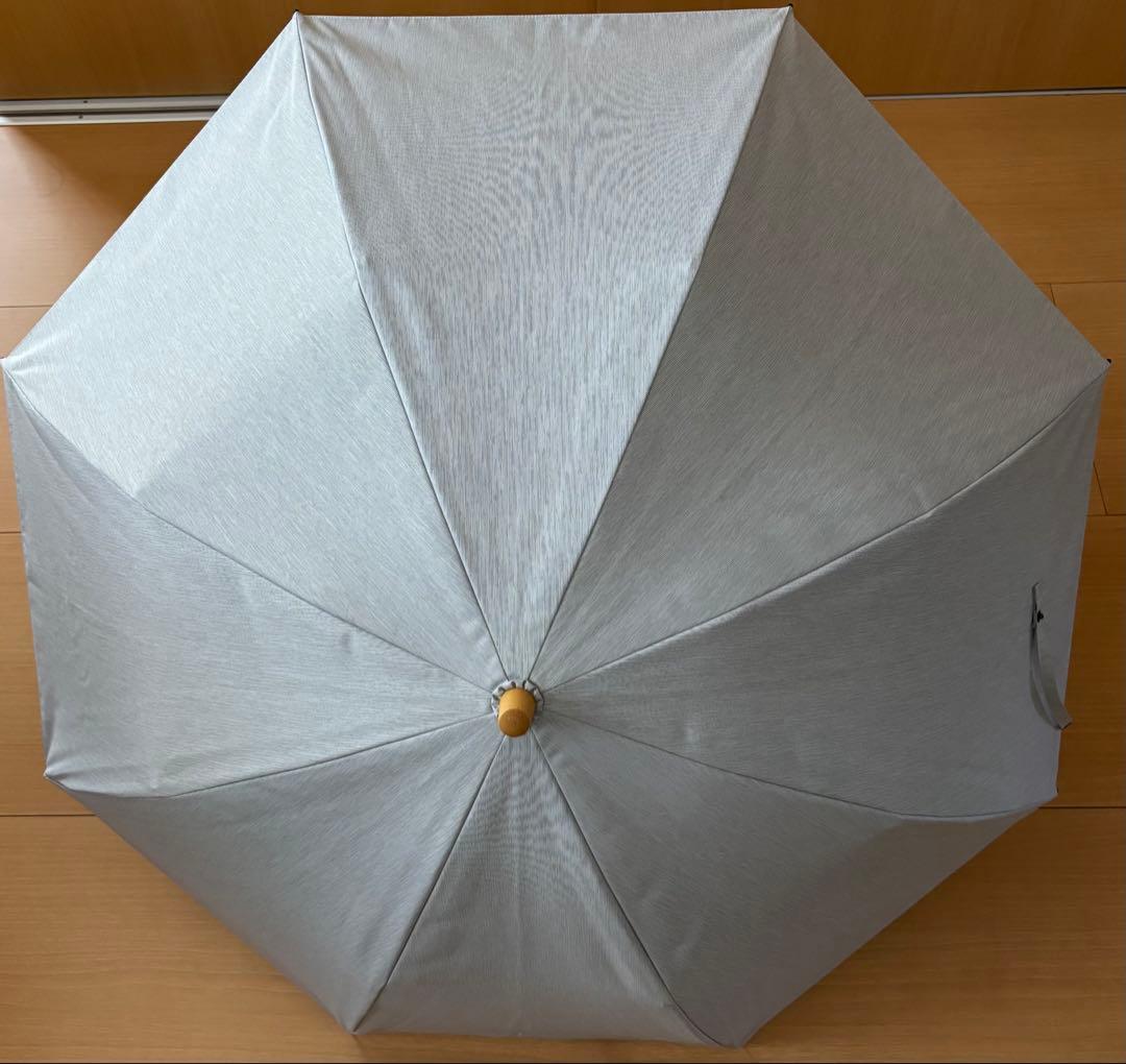 サンバリア100 折りたたみ傘　2段折　グレー　moku 美品　日傘