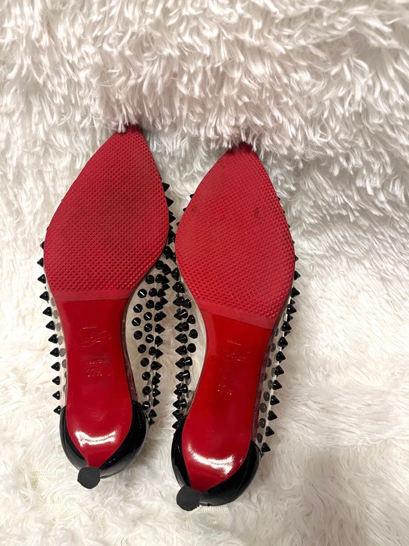 Christian Louboutin スタッズパンプス