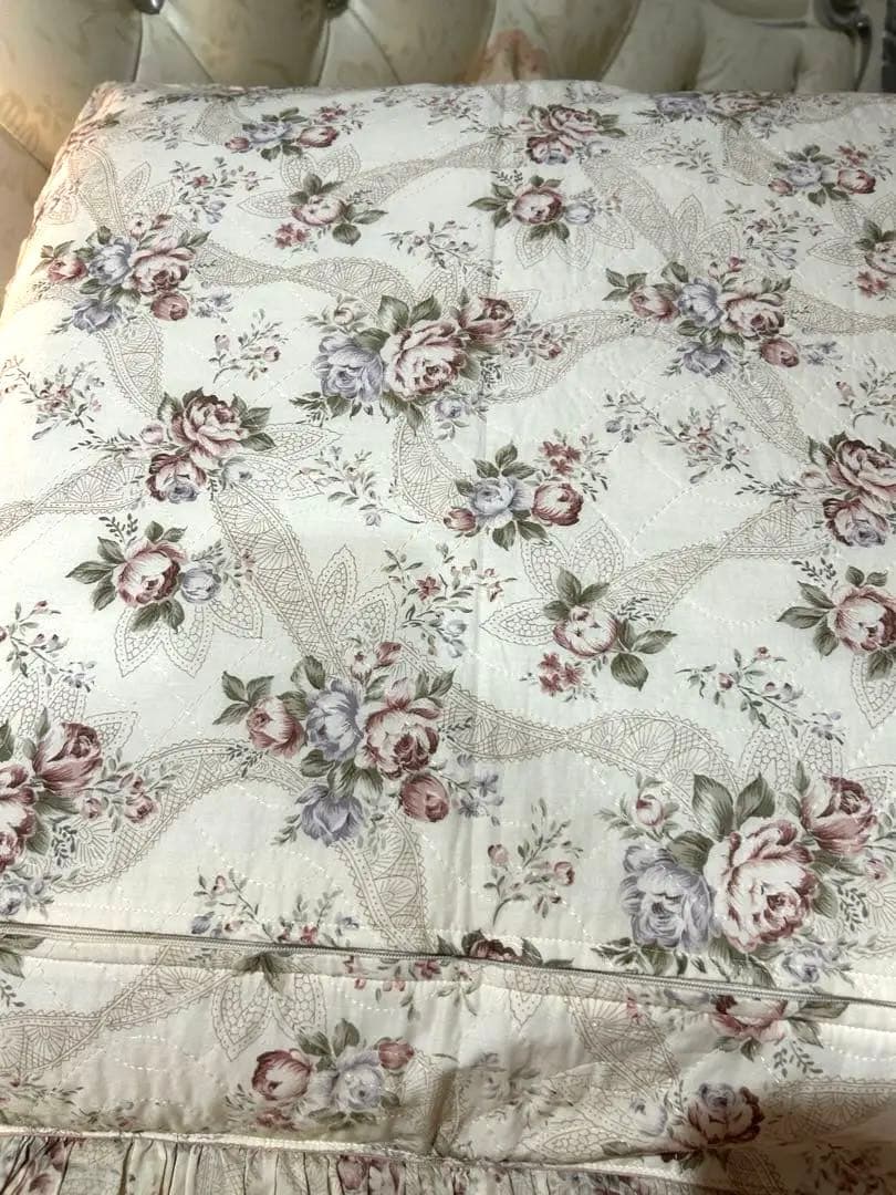 さえらアキアカネ大きな花柄レースクッションカバー座布団カバー２点【希少品】