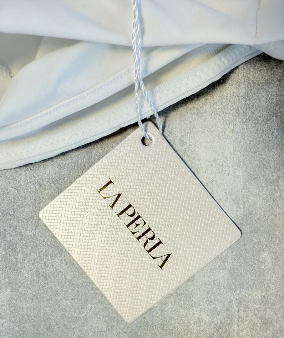 La Perla　ラペルラ　高級ビキニ上下セット　スパンコール刺繍未使用タグ付き