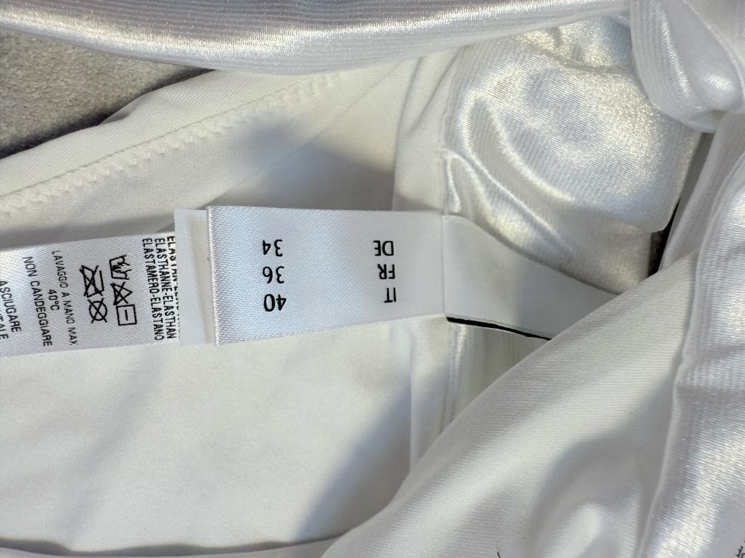 La Perla　ラペルラ　高級ビキニ上下セット　スパンコール刺繍未使用タグ付き