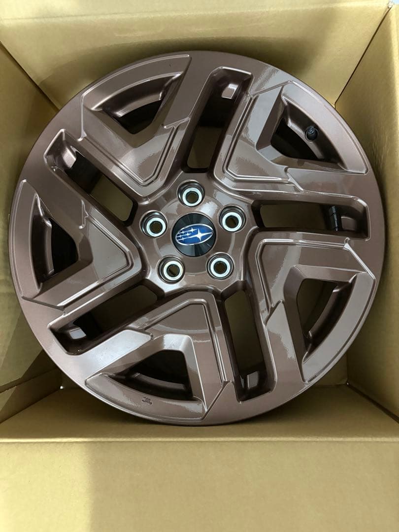 フォレスター新型スポーツ　ブロンズホイール二本セット