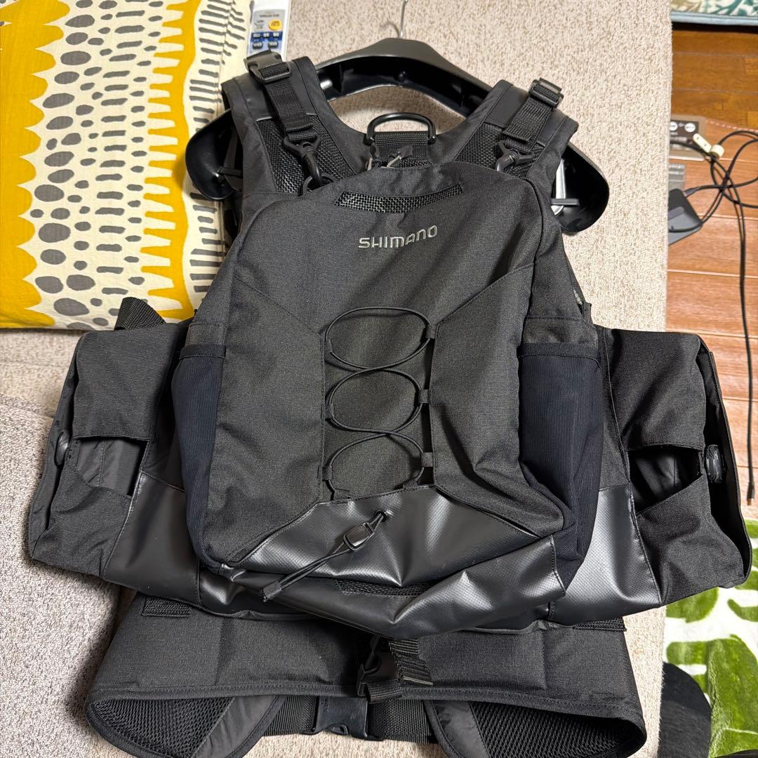 シマノ サーフトリッパーベスVF-275W Mサイズ 中古美品