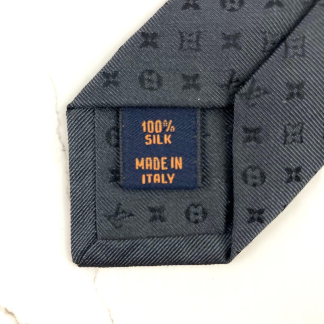 田中未来　極美品　現行　ルイヴィトン　ネクタイ　モノグラムミッシム　ソリッ