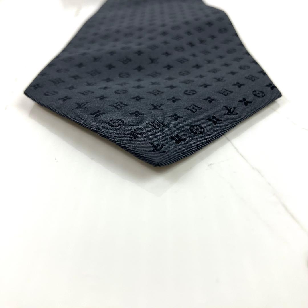 田中未来　極美品　現行　ルイヴィトン　ネクタイ　モノグラムミッシム　ソリッ