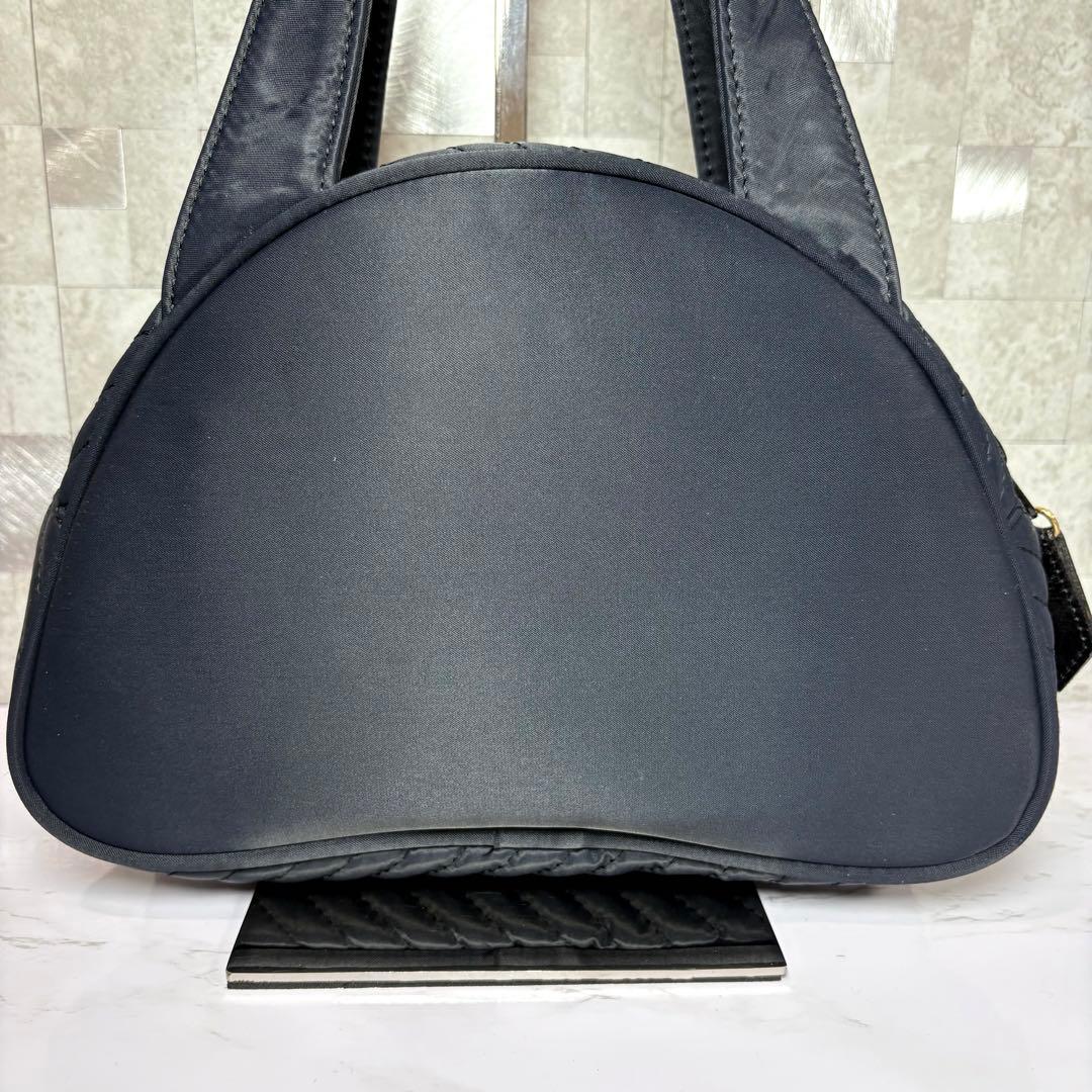 イヴサンローラン　キルティング　ナイロン　トートバッグ　ハンドバッグ　ネイビー