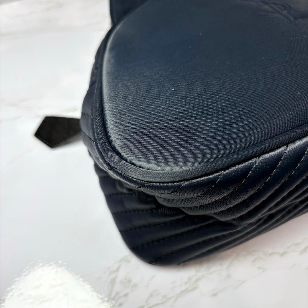 イヴサンローラン　キルティング　ナイロン　トートバッグ　ハンドバッグ　ネイビー