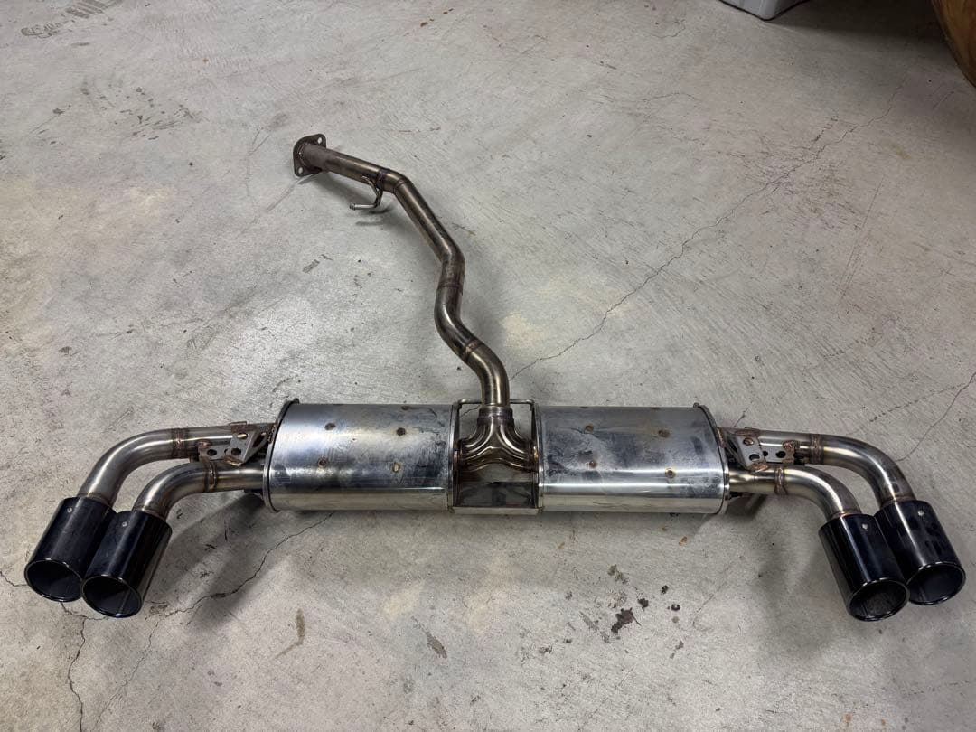 クラウンスポーツ　柿本ワンオフマフラー