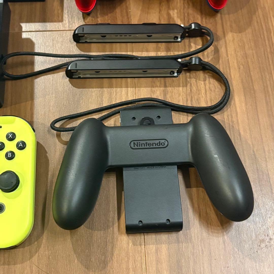 Nintendo Switch 本体＋付属品＋Switchコントローラー