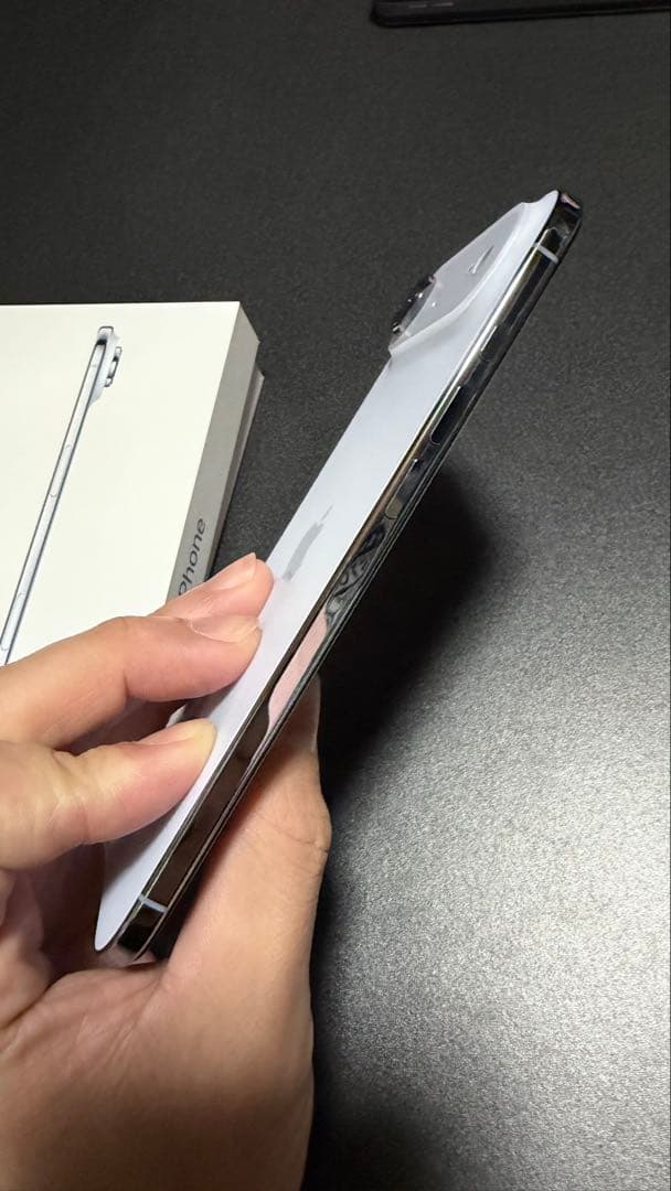 パプリカ様 iPhone Air 256GB スカイブルー