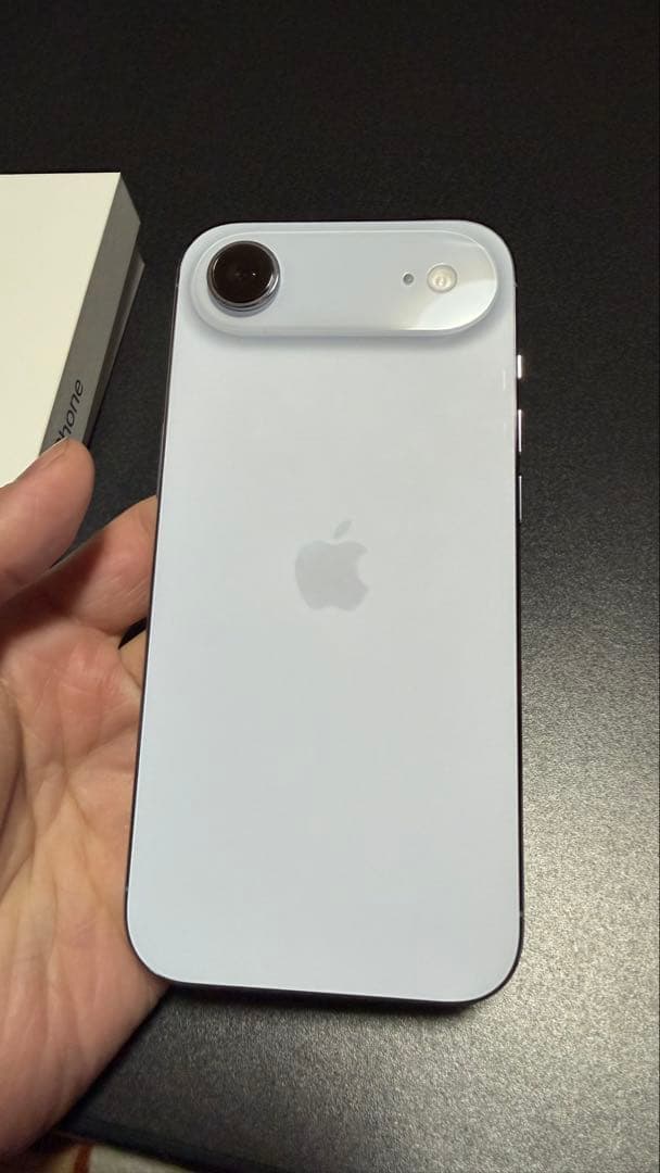 パプリカ様 iPhone Air 256GB スカイブルー