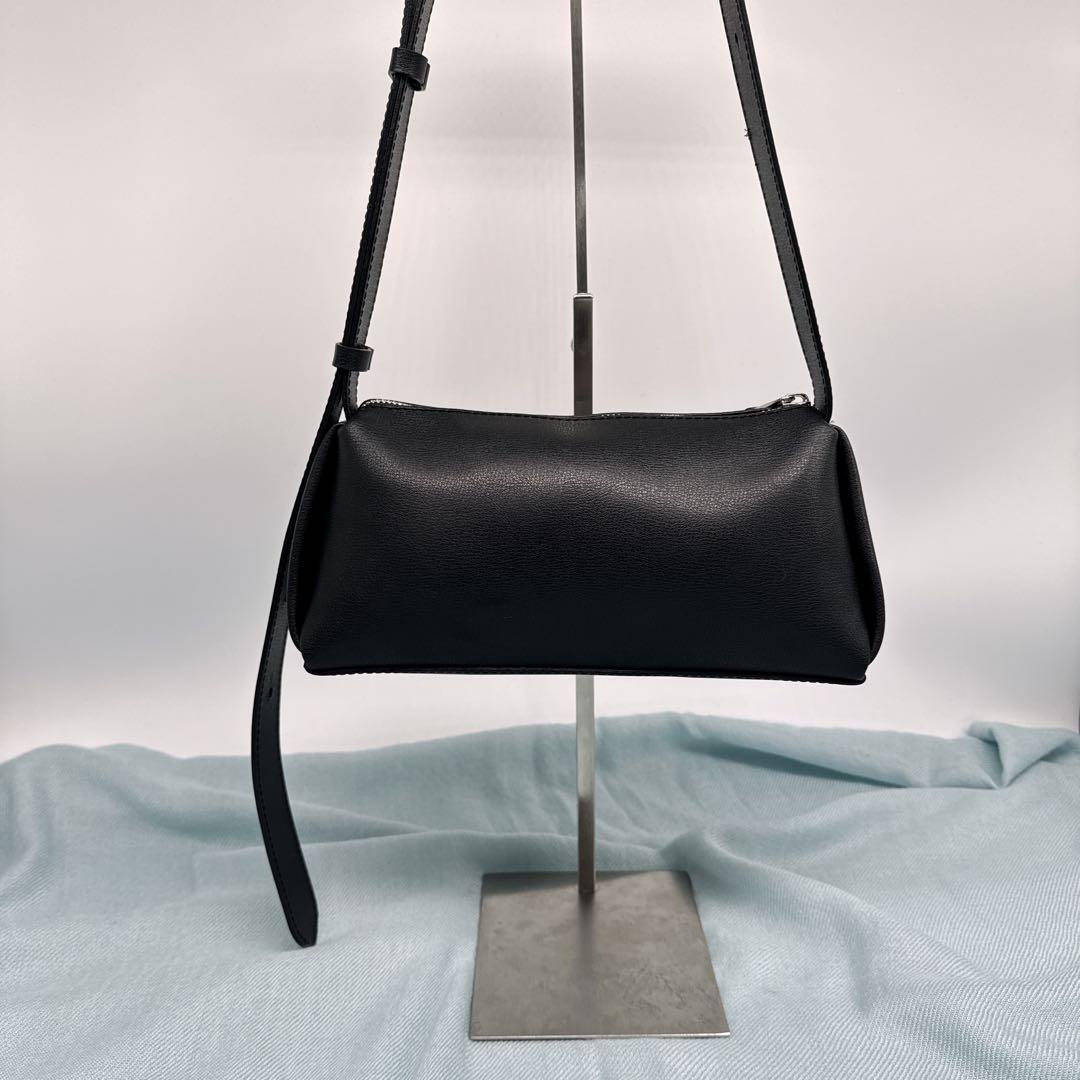 ✨ ユナイテッドアローズ 別注 クリスチャンヴィラ レザー ワンショルダーバッグ