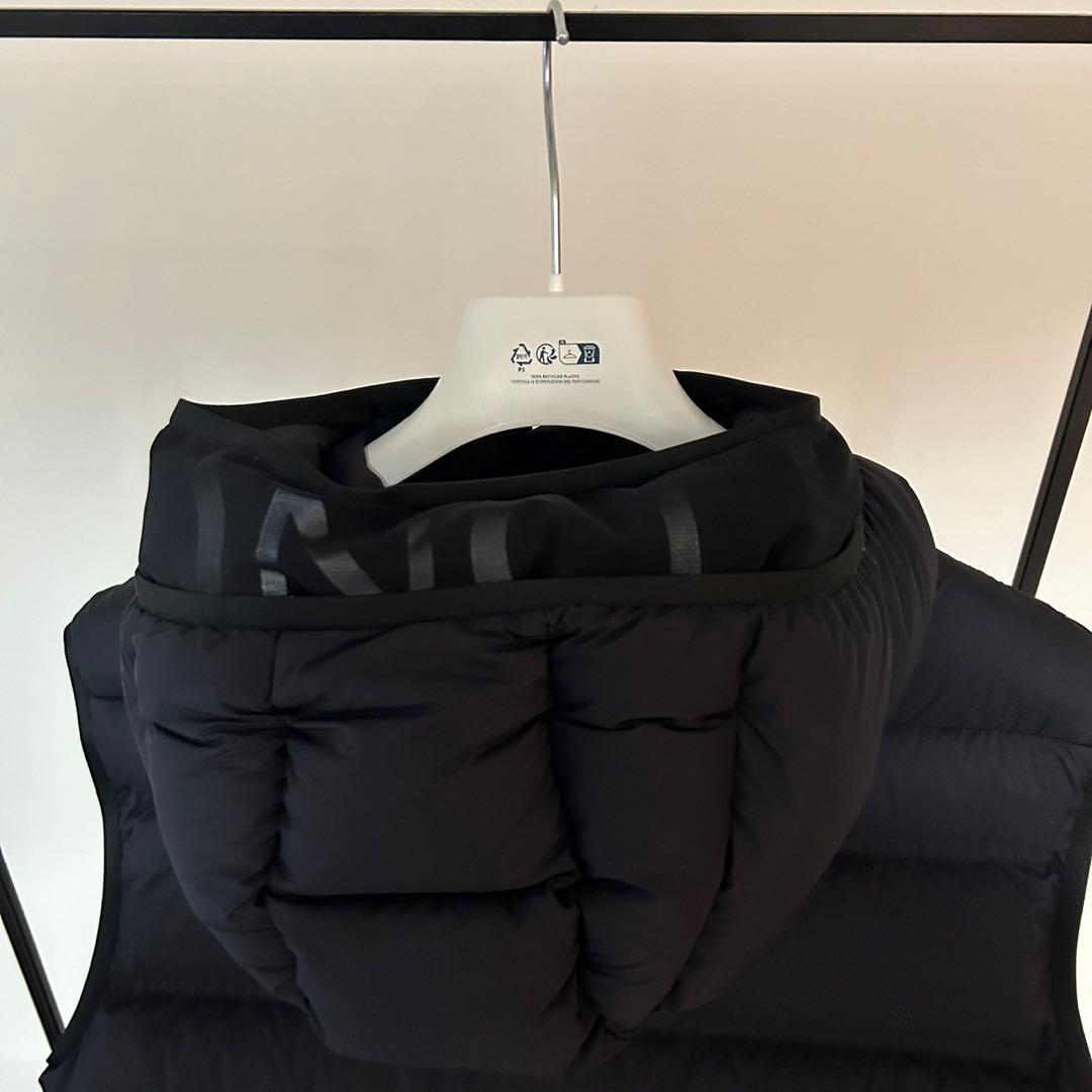 未使用★モンクレール★TAMEGA★ダウン ベスト 2★ブラック★23〜24秋冬