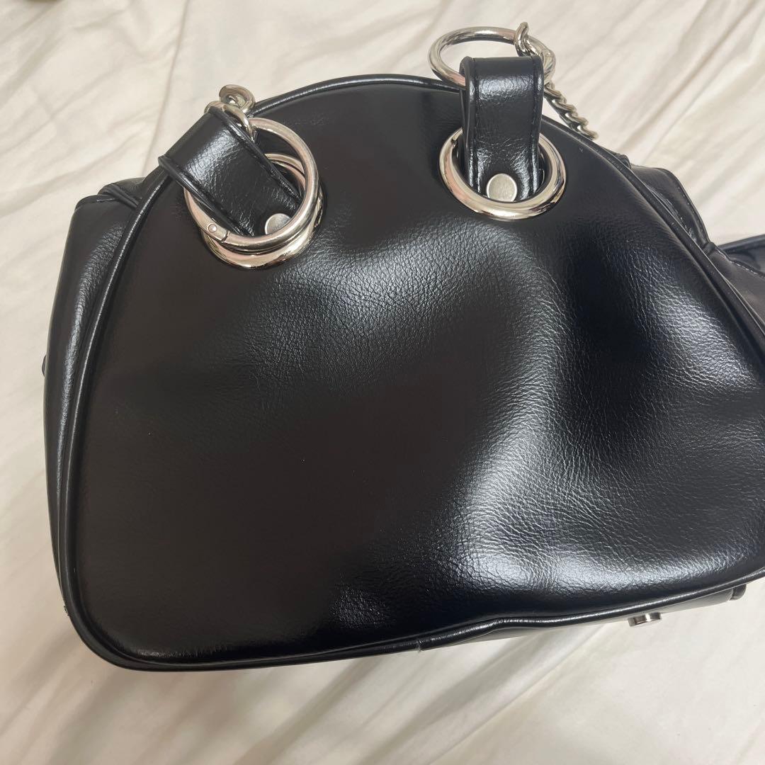 Vivienne Westwood ブラックショルダーバッグ