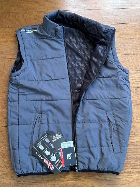 ★新品！ブリジストンゴルフ 中綿6WAYブルゾン【M】黒×灰