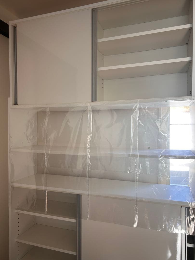 ホワイト収納キャビネット 高さ約235cm